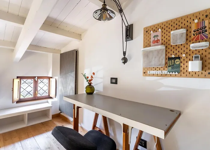 Suede Loft Retreat, Charm, Relax Private Parking וילה